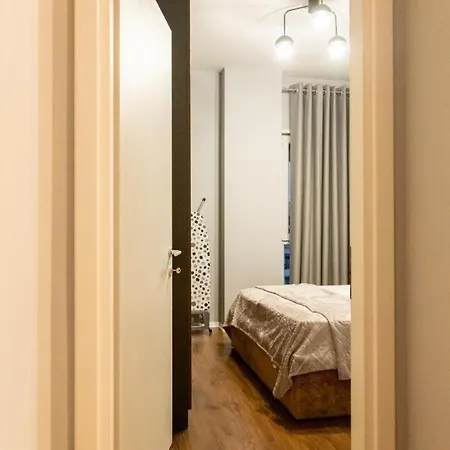 Circle's Central Cozy