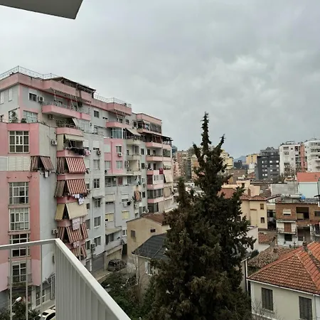 Circle's Central Cozy Szálloda Tirana