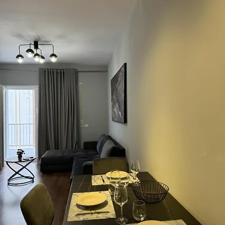 Ξενοδοχείο Circle's Central Cozy
