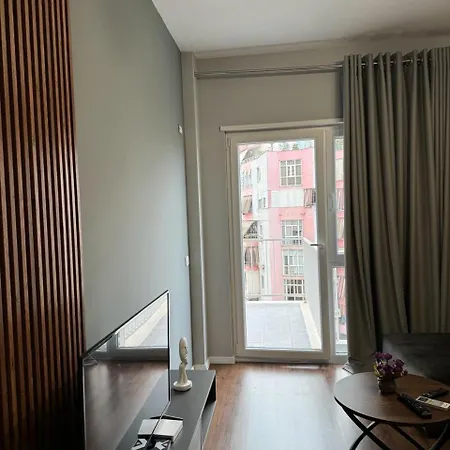 Circle's Central Cozy