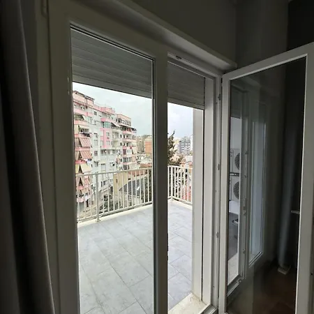 Circle's Central Cozy Szálloda *